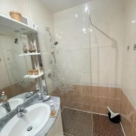 Coeur De Studio Cabine Pour 4 Personnes N1 40 Apartman *